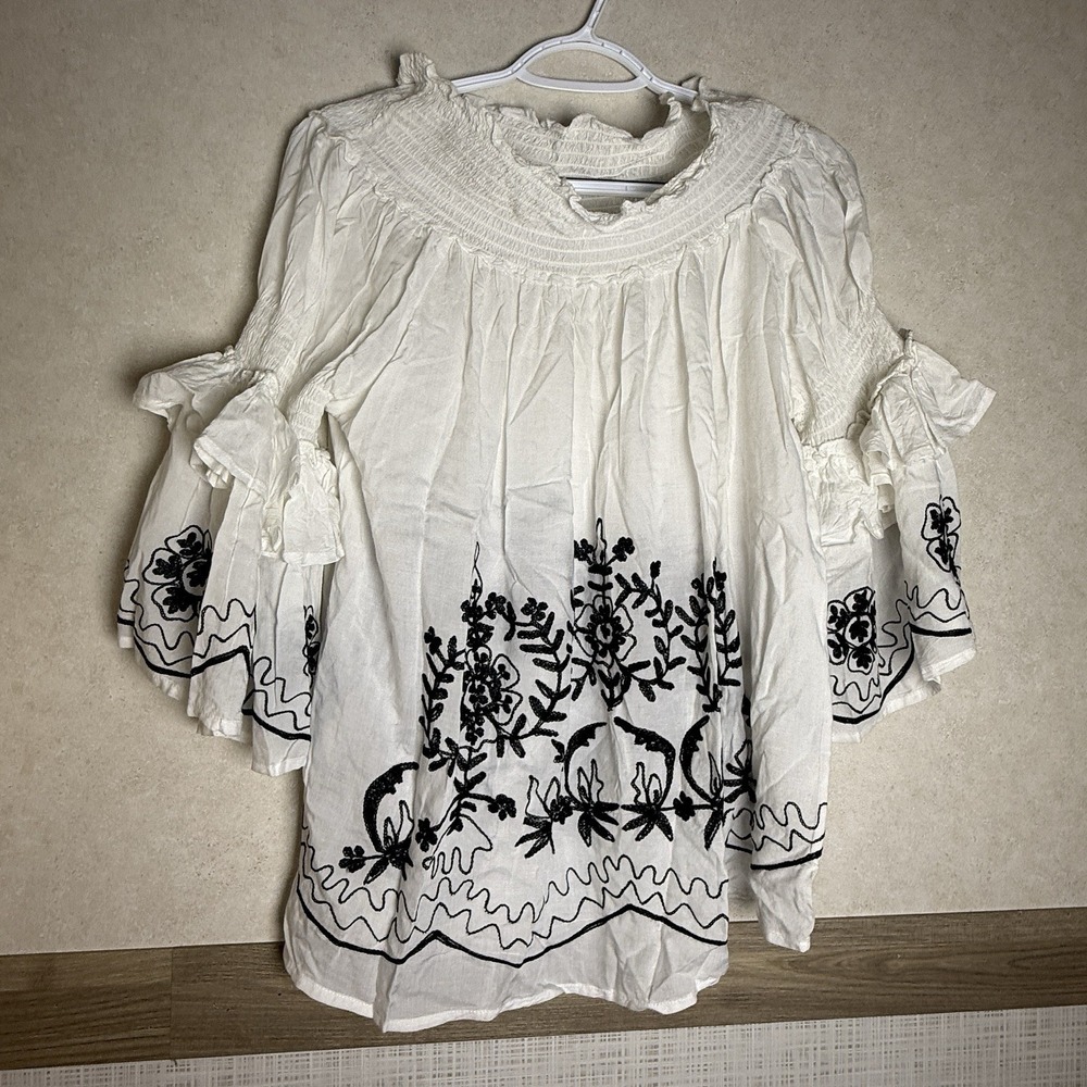 Scully Embroidered‎ Top Womens Sz M White Boho Peasant Festival Flowy
